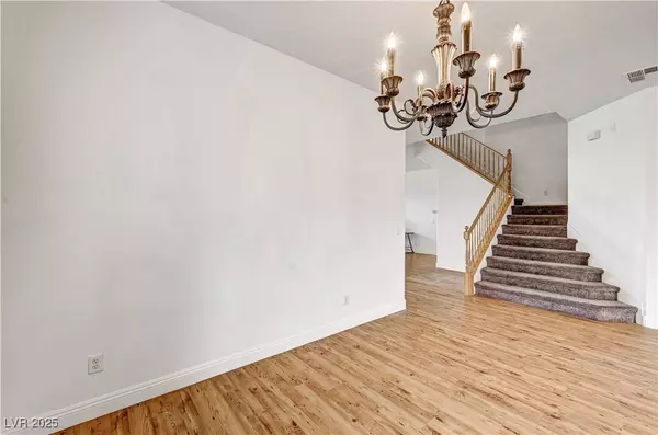 3713 Alcantara LN, North Las Vegas, NV 89084