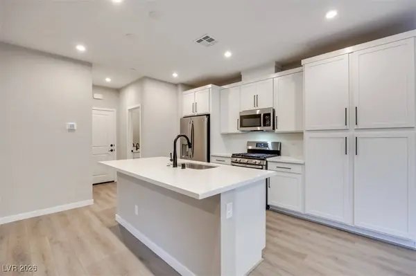 11941 Glide Reflection AVE, Las Vegas, NV 89138