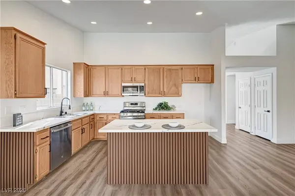 3804 Dauntless DR, North Las Vegas, NV 89031