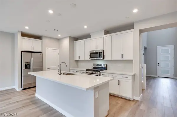 11898 Glide Reflection AVE, Las Vegas, NV 89138