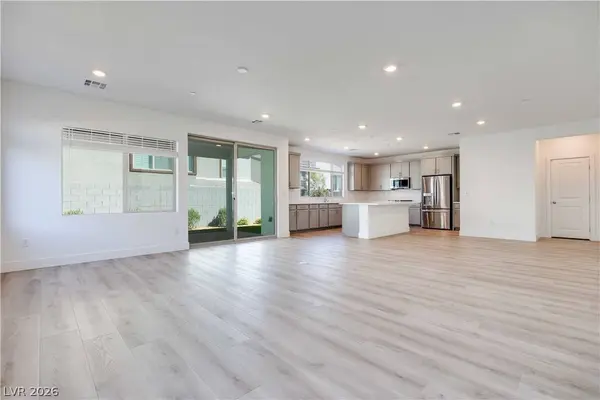 10488 Mountain Aster AVE, Las Vegas, NV 89166