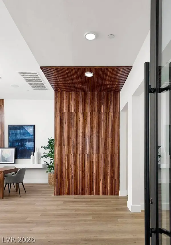 10285 Grey Poplar CT, Las Vegas, NV 89166