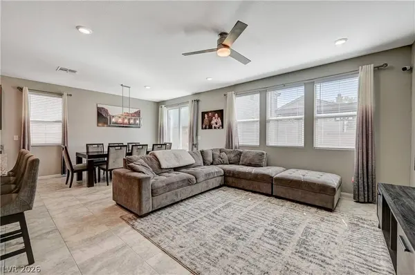 10621 Adobe Ranch ST, Las Vegas, NV 89141
