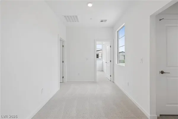 10457 Mountain Aster AVE, Las Vegas, NV 89166