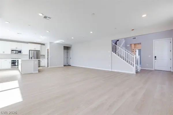 10473 Mountain Aster AVE, Las Vegas, NV 89166