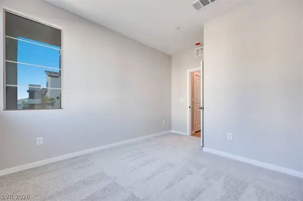 10473 Mountain Aster AVE, Las Vegas, NV 89166