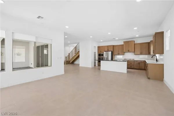 12260 Summer Bloom LN, Las Vegas, NV 89138