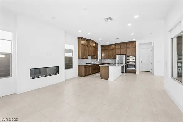 12254 Summer Bloom LN, Las Vegas, NV 89138