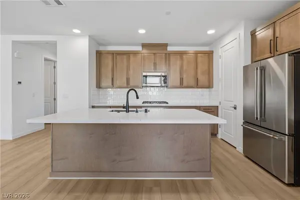12236 Summer Bloom LN, Las Vegas, NV 89138