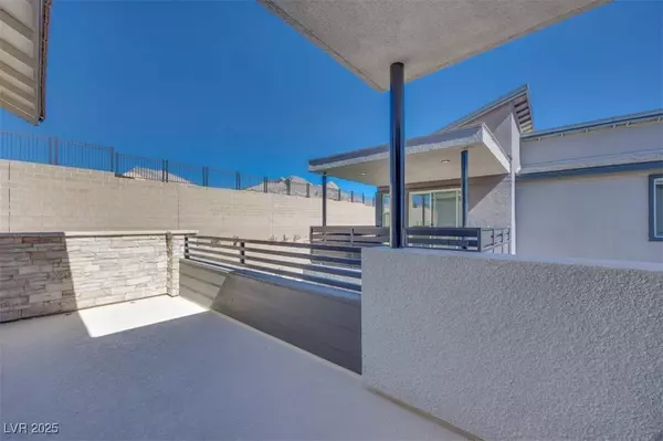 991 Golden Summit Ave, Las Vegas, NV 89138