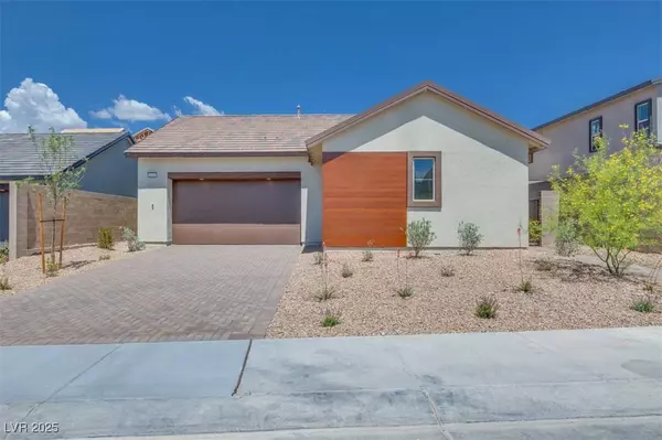 1021 Golden Summit DR, Las Vegas, NV 89138