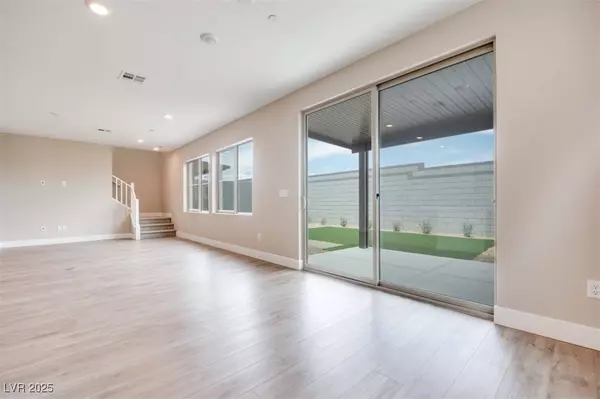 10448 Smokey Mariposa, Las Vegas, NV 89166