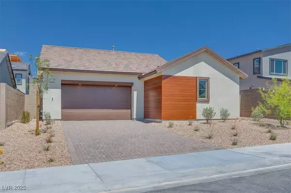 1021 Golden Summit DR, Las Vegas, NV 89138