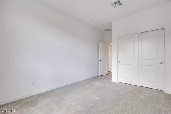 11904 Glide Reflection AVE, Las Vegas, NV 89138