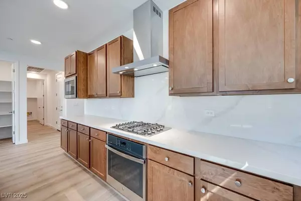 10326 Hale AVE, Las Vegas, NV 89166