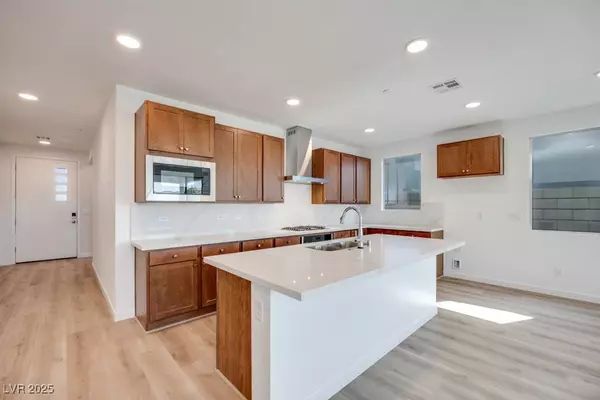 10326 Hale AVE, Las Vegas, NV 89166