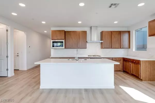 10326 Hale AVE, Las Vegas, NV 89166