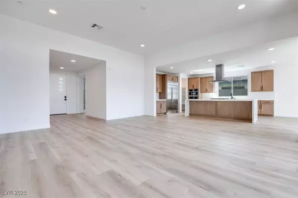 10409 Mulberry Crest AVE, Las Vegas, NV 89166