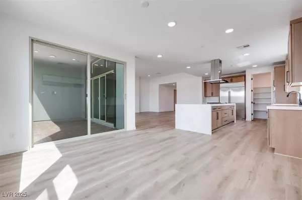 10409 Mulberry Crest AVE, Las Vegas, NV 89166