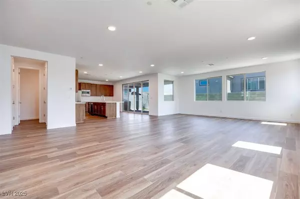 9217 Frazer ST, Las Vegas, NV 89166