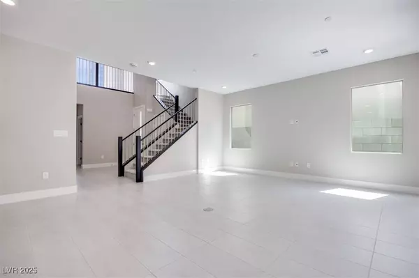 10481 Smokey Mariposa AVE, Las Vegas, NV 89166