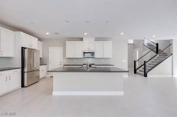 10481 Smokey Mariposa AVE, Las Vegas, NV 89166