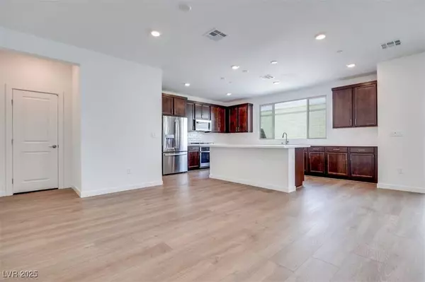 10119 Canyon Pine ST, Las Vegas, NV 89166