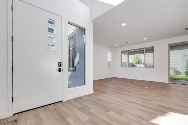 9240 Simon ST, Las Vegas, NV 89166