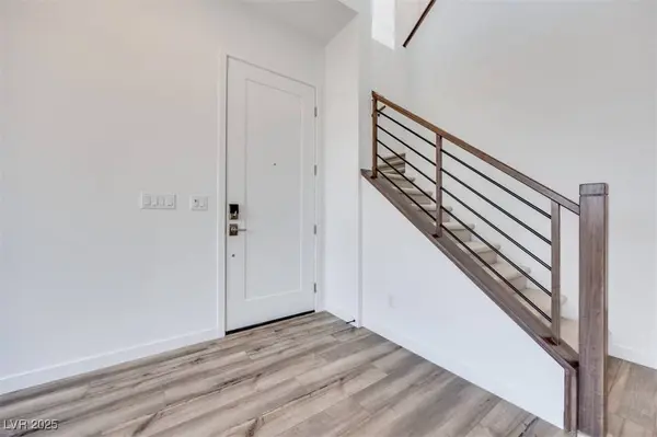 4328 Tallow Falls AVE, Las Vegas, NV 89141