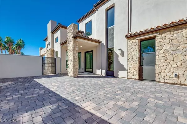 45 Bellissima Lago CT, Henderson, NV 89011