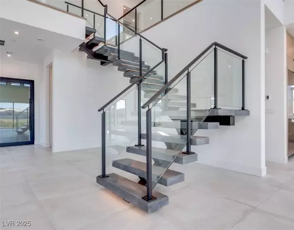 65 Bellissima Lago CT, Henderson, NV 89011