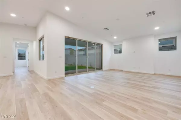 10337 Mulberry Crest AVE, Las Vegas, NV 89166