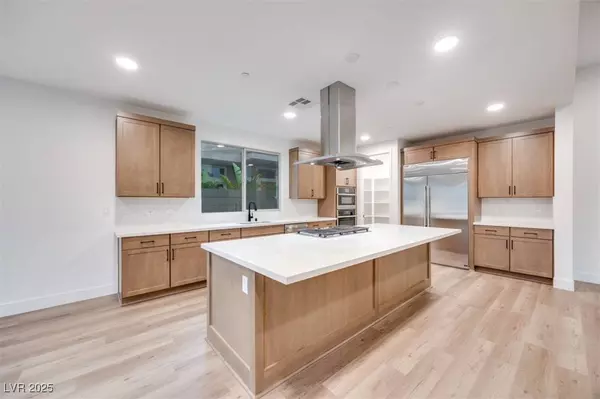 10381 Hanging Lake ST, Las Vegas, NV 89166