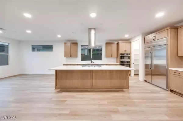 10381 Hanging Lake ST, Las Vegas, NV 89166