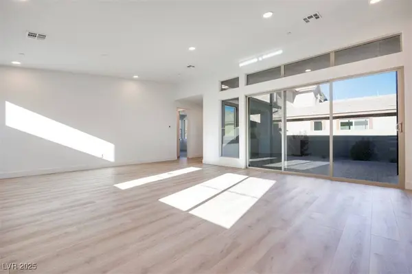 1031 Soaring Sage AVE, Las Vegas, NV 89138