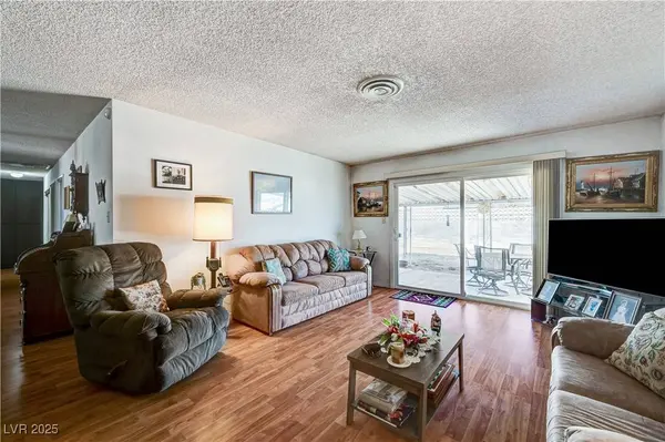 4130 Royalhill AVE, Las Vegas, NV 89121