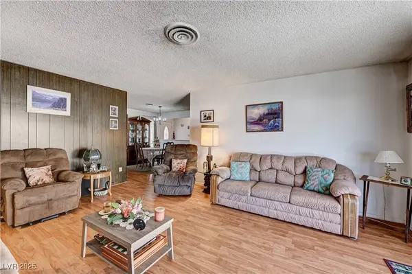 4130 Royalhill AVE, Las Vegas, NV 89121