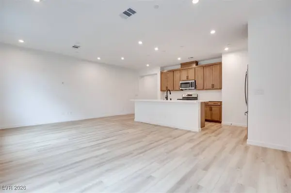 11899 Glide Reflection AVE, Las Vegas, NV 89138