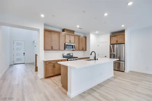 11899 Glide Reflection AVE, Las Vegas, NV 89138