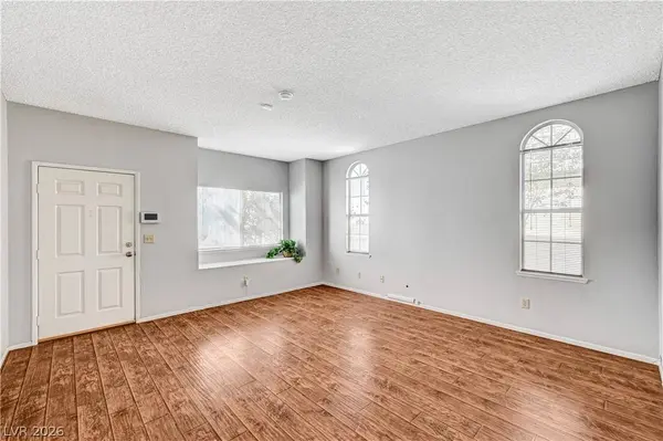 2324 Rembrandt DR, Las Vegas, NV 89128