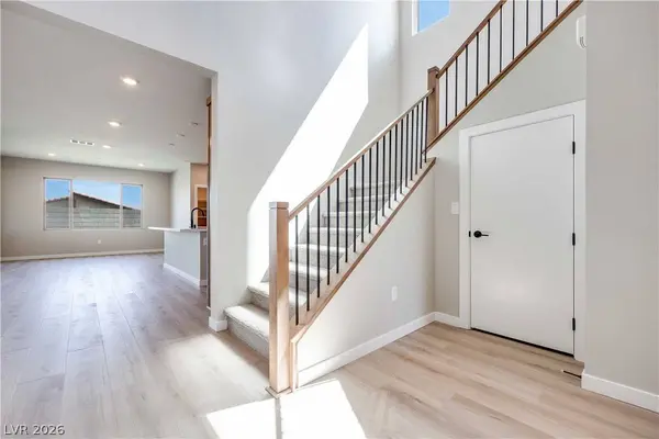 10072 Juniper Valley ST, Las Vegas, NV 89166