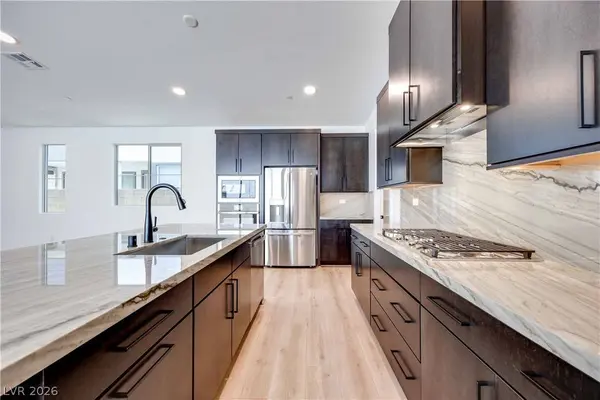 1001 Soaring Sage AVE, Las Vegas, NV 89138