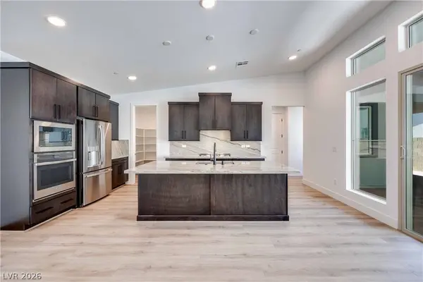 1001 Soaring Sage AVE, Las Vegas, NV 89138