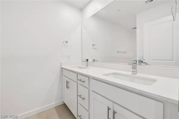 9221 Harworth ST, Las Vegas, NV 89166