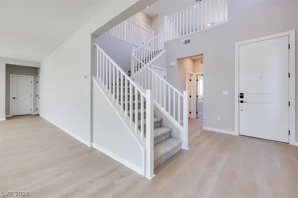 10473 Mountain Aster AVE, Las Vegas, NV 89166