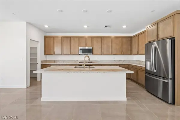 10456 Mountain Aster AVE, Las Vegas, NV 89166