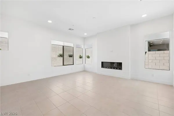 12260 Summer Bloom LN, Las Vegas, NV 89138
