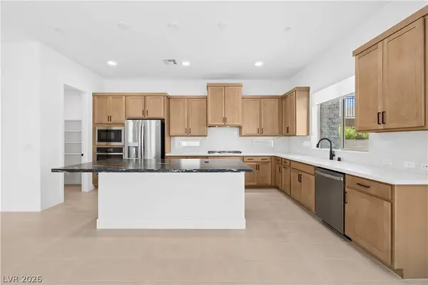 12260 Summer Bloom LN, Las Vegas, NV 89138