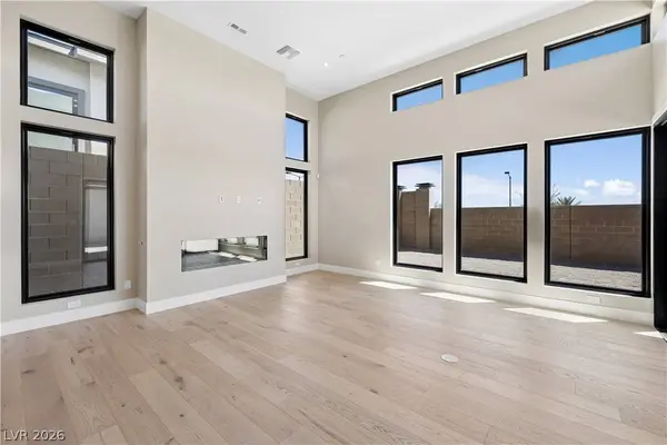 77 Tiller Point ST, Las Vegas, NV 89138