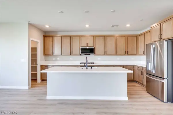 10072 Juniper Valley ST, Las Vegas, NV 89166